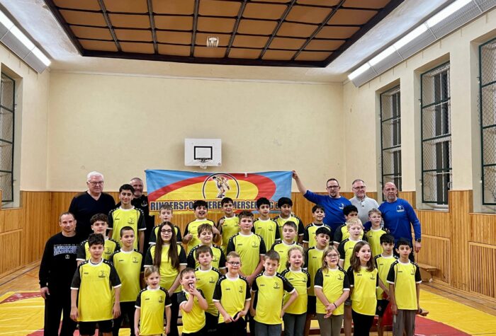 600259136_1384322716496062_674167397725904180_n